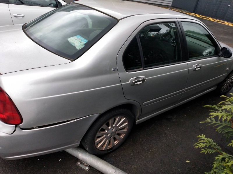 mg rover serie 45 (t/rt) del año 2004