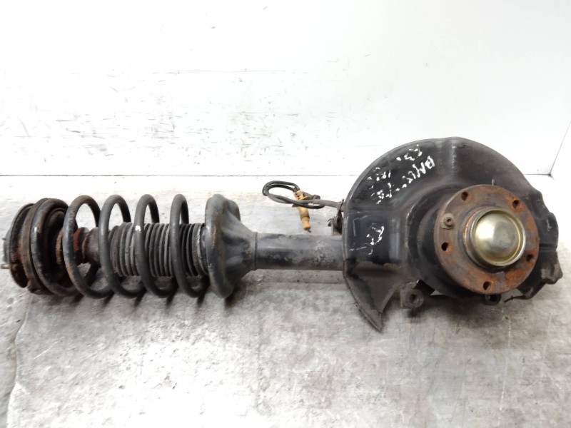 Recambio de mangueta delantera izquierda para bmw serie 7 (e32) 735i referencia OEM IAM   