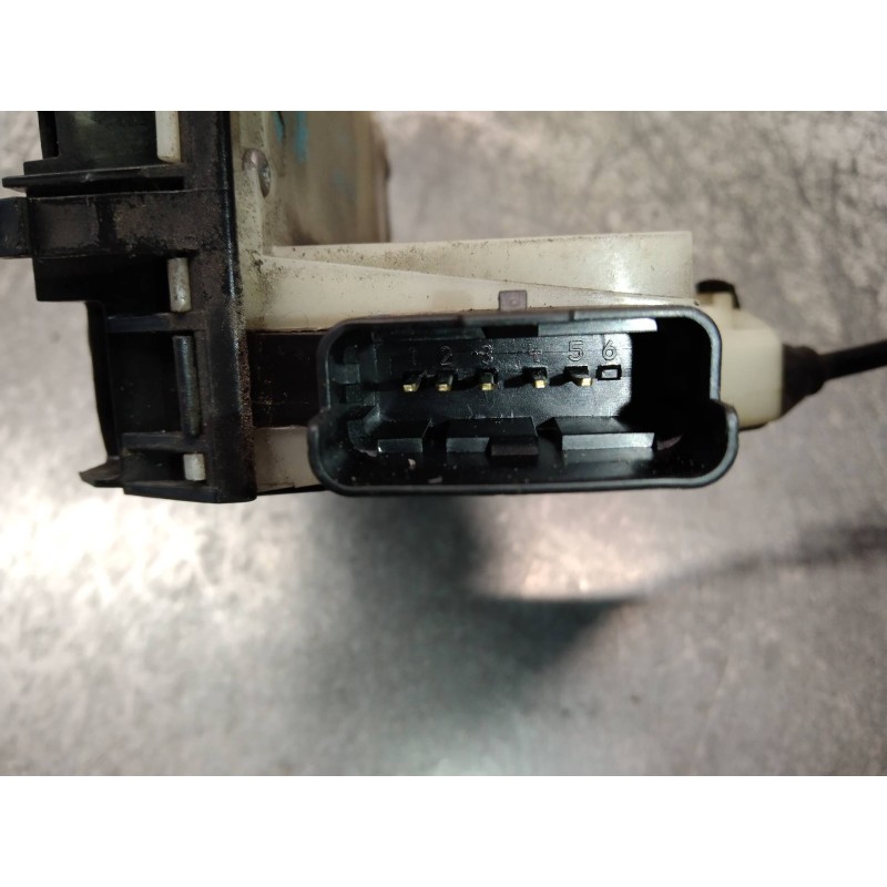 Recambio de motor cierre centralizado delantero derecho para citroen c4 lim. tonic referencia OEM IAM 9685351480 406271850 5P