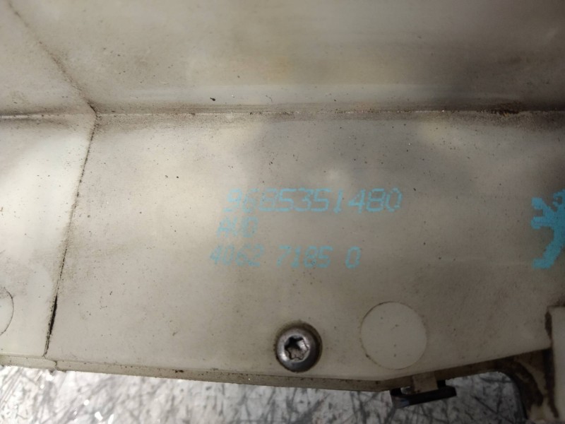 Recambio de motor cierre centralizado delantero derecho para citroen c4 lim. tonic referencia OEM IAM 9685351480 406271850 5P