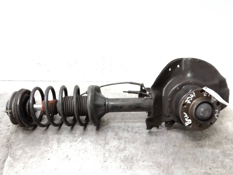 Recambio de mangueta delantera izquierda para bmw serie 7 (e32) 3.0 cat referencia OEM IAM   