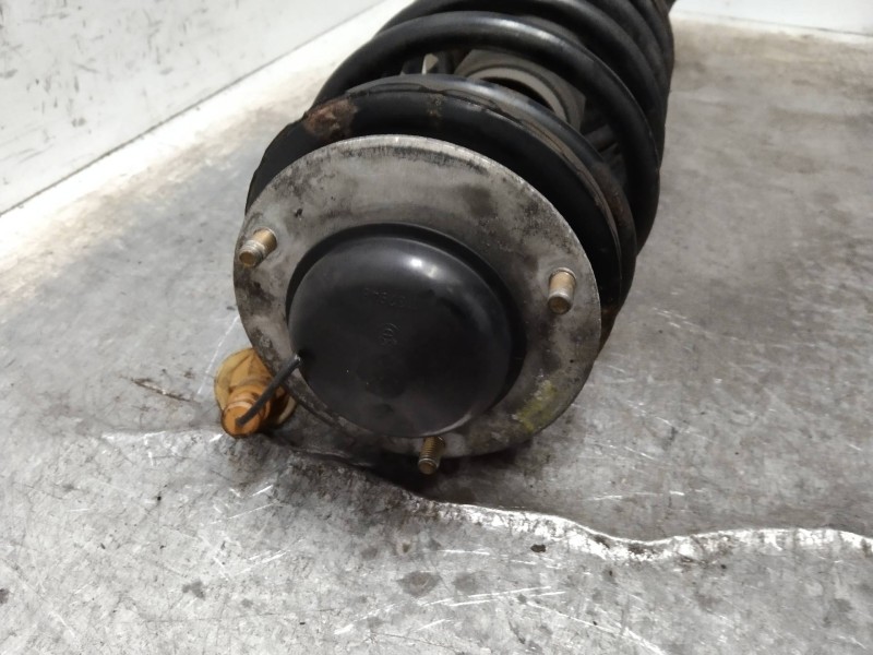 Recambio de mangueta delantera izquierda para bmw serie 7 (e32) 3.0 cat referencia OEM IAM   