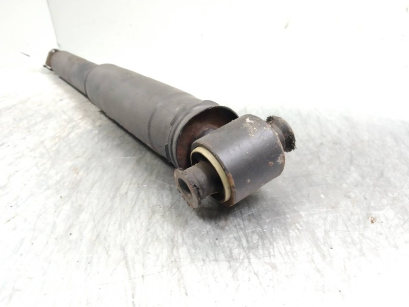 Recambio de amortiguador trasero para renault espace iv (jk0) 2.2 dci turbodiesel referencia OEM IAM   