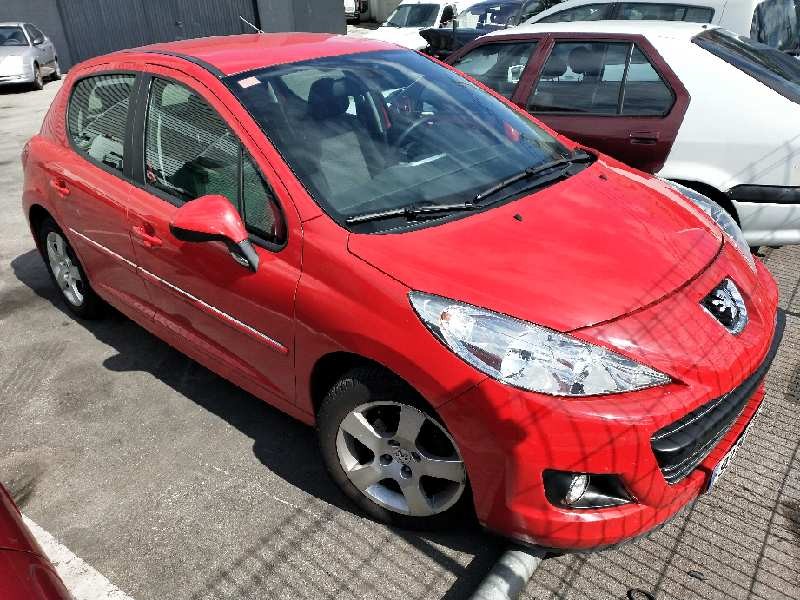 peugeot 207 del año 2010