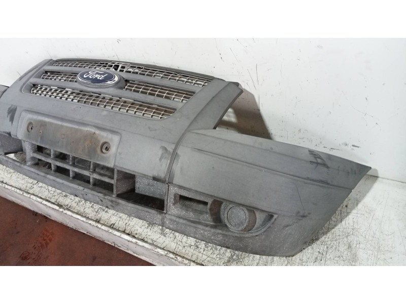 Recambio de paragolpes delantero para ford transit caja cerrada ´06 ft 260 k trend lkw referencia OEM IAM   