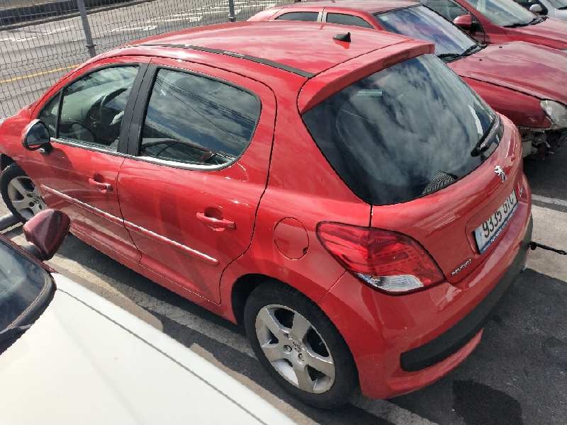 peugeot 207 del año 2010