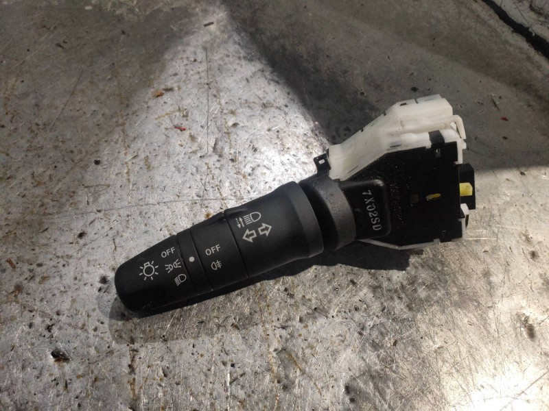 Recambio de mando luces para nissan tiida (c11x/sc11x) acenta referencia OEM IAM   