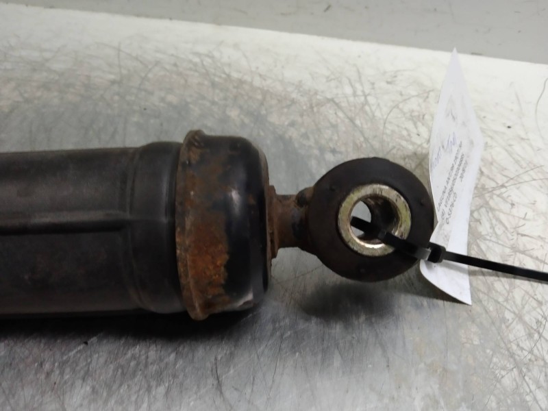 Recambio de amortiguador trasero para renault laguna (b56) 1.9 dti rt referencia OEM IAM   