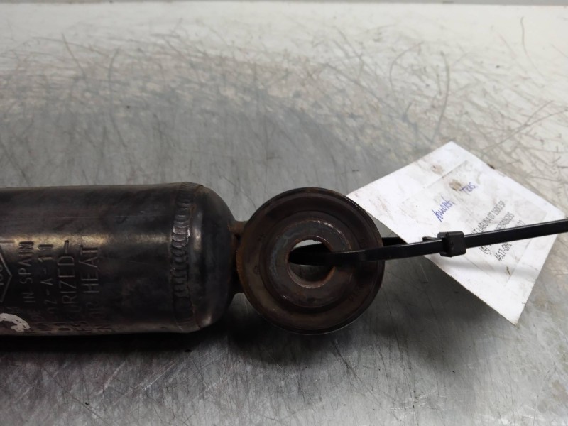 Recambio de amortiguador trasero para renault laguna iii authentique referencia OEM IAM   