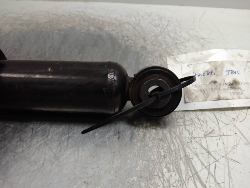 Recambio de amortiguador trasero para renault laguna iii 1.5 dci diesel referencia OEM IAM   