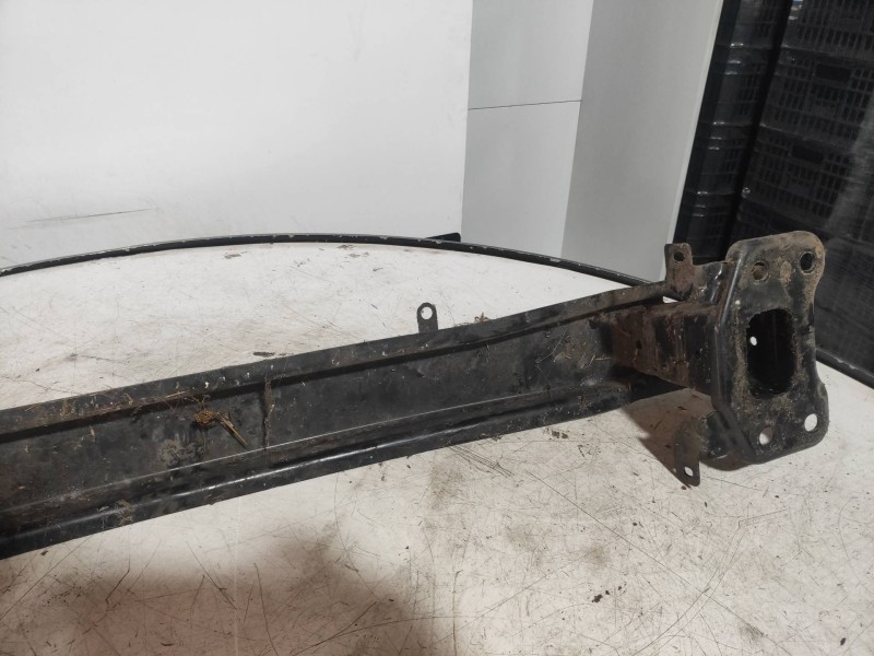 Recambio de refuerzo paragolpes delantero para skoda yeti active referencia OEM IAM   