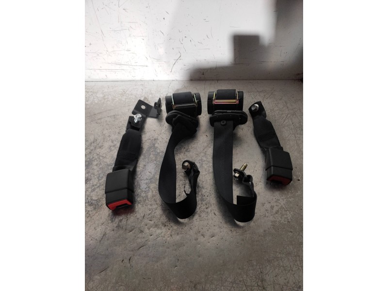 Recambio de juego cinturones trasero para nissan juke (f15) 1.5 turbodiesel cat referencia OEM IAM 630748000A 150522630748200A 1