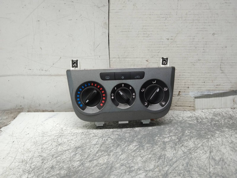 Recambio de mando calefaccion / aire acondicionado para fiat punto (evo) (199) dynamic referencia OEM IAM 7354845220 5N0200070 