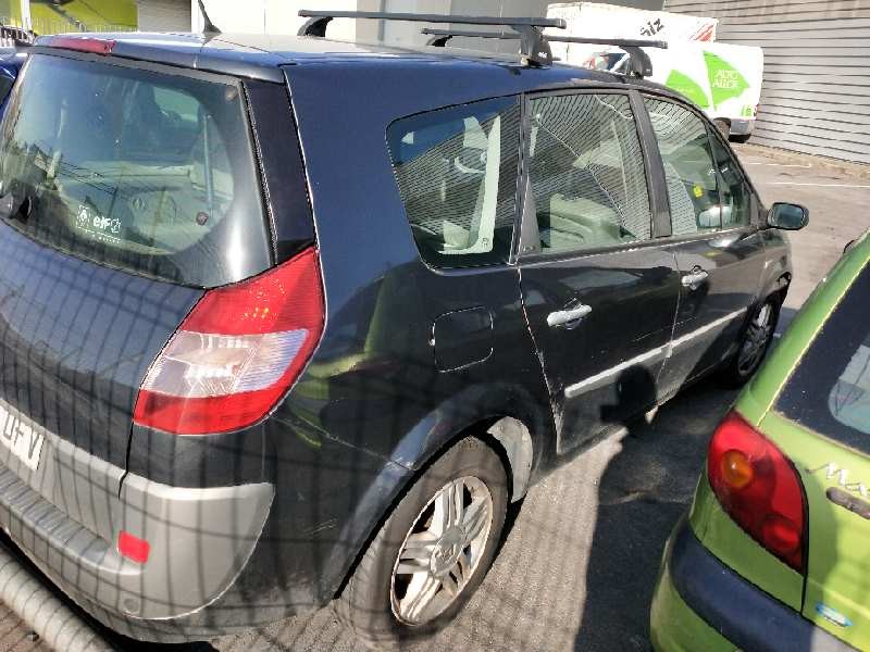 renault scenic ii del año 2005