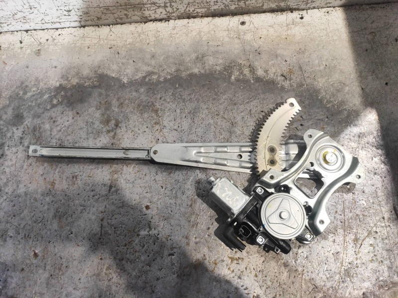 Recambio de elevalunas trasero izquierdo para nissan tiida (c11x/sc11x) acenta referencia OEM IAM 82731AX00A  