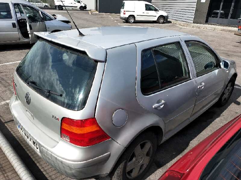 volkswagen golf iv berlina (1j1) del año 2007