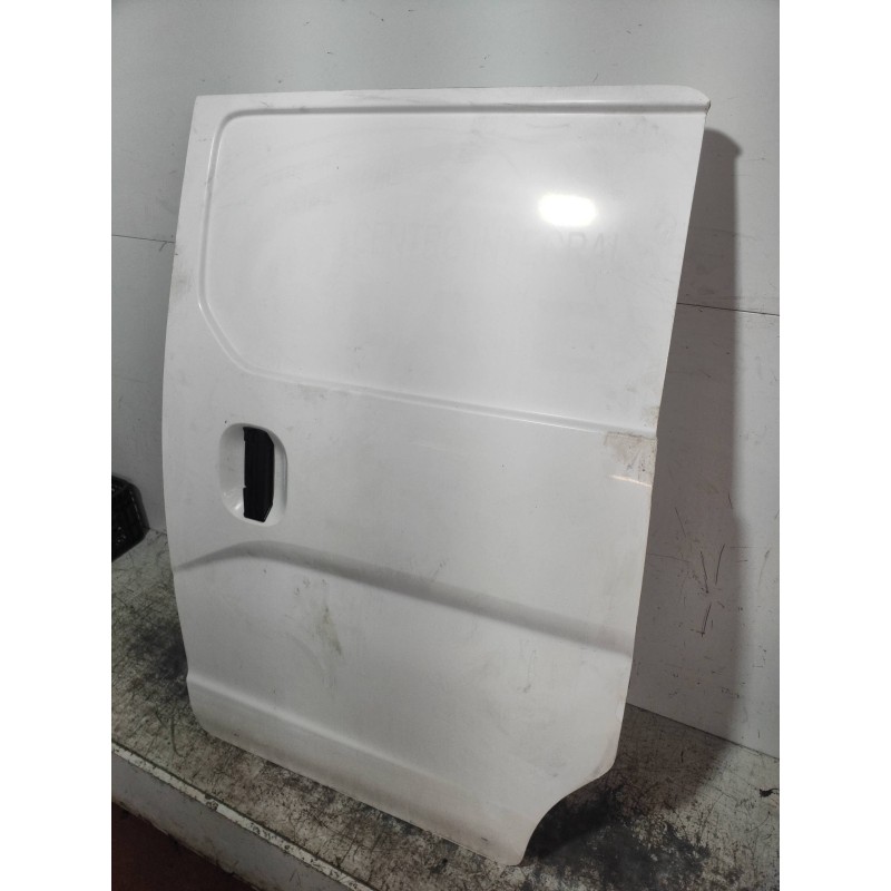 Recambio de puerta lateral corredera izquierda para nissan nv 200 (m20) kasten premium referencia OEM IAM   6P CIEGA
