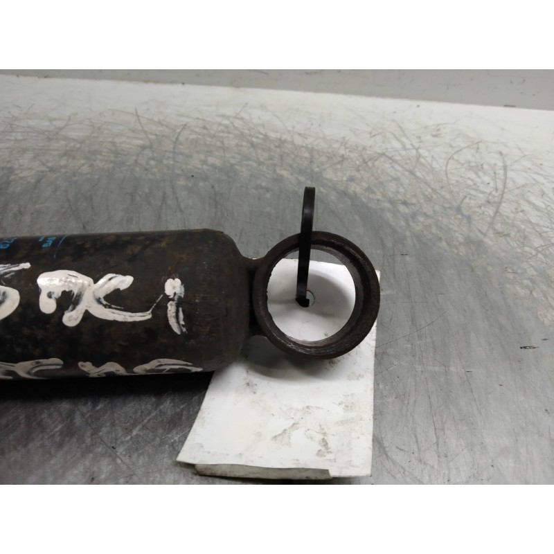 Recambio de amortiguador delantero para renault master ii phase 2 caja cerrada 2.5 diesel referencia OEM IAM   