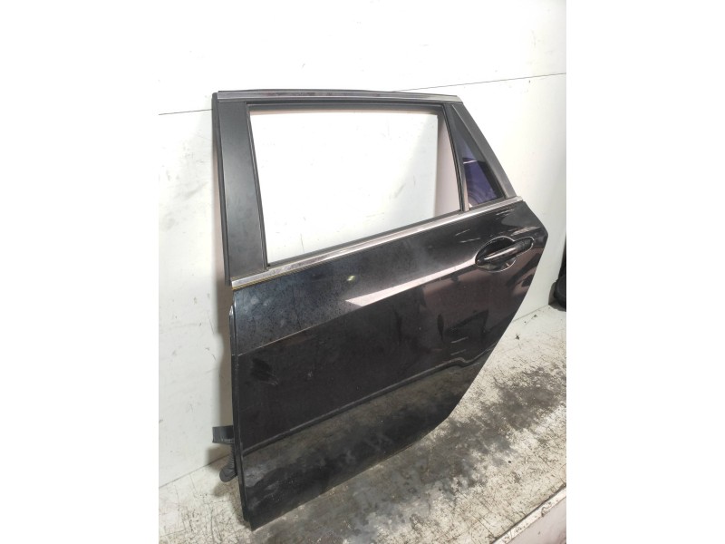 Recambio de puerta trasera izquierda para mazda 6 kombi (gh) 2.0 crtd 140cv active sw referencia OEM IAM   5P