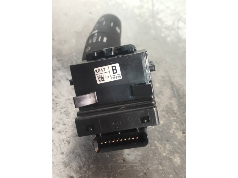 Recambio de mando limpia para mazda 6 kombi ()(.2012) 2.2 turbodiesel cat referencia OEM IAM 17F899  