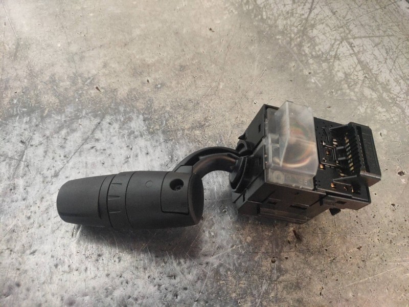 Recambio de mando luces para mazda 6 kombi ()(.2012) 2.2 turbodiesel cat referencia OEM IAM 17F887  