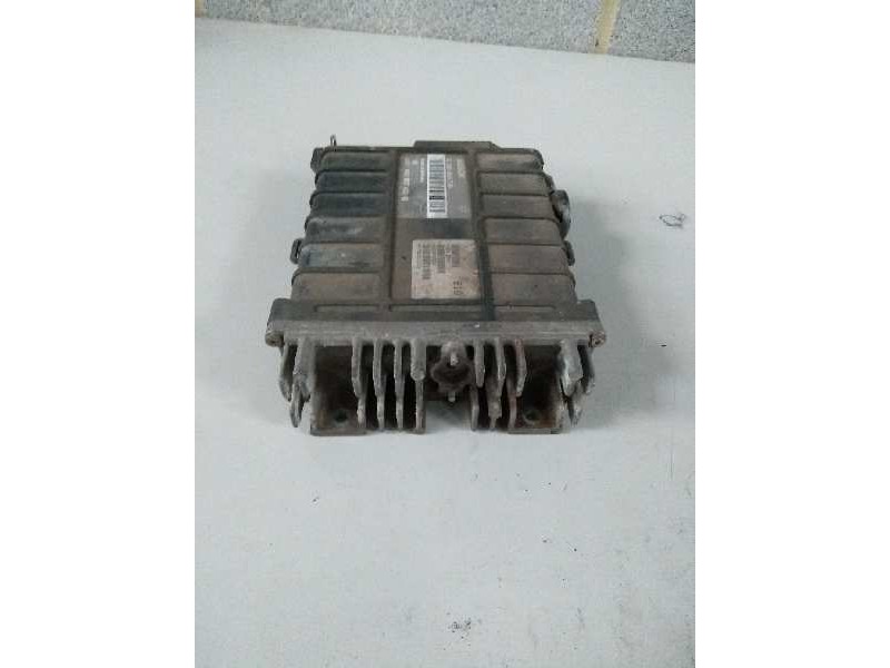 Recambio de centralita motor uce para seat toledo (1l) 1.8 cat (rp) referencia OEM IAM 0280000739 443907403G 