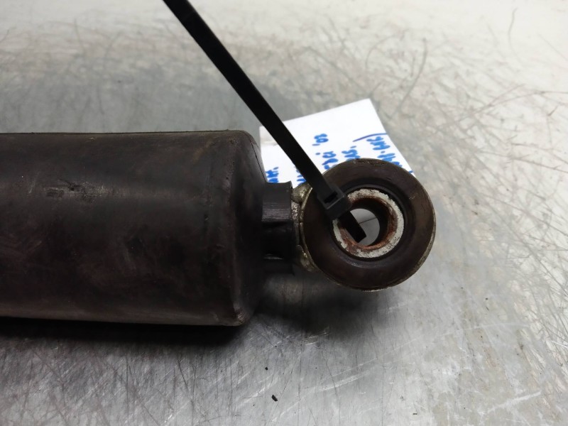 Recambio de amortiguador trasero para renault master ii ph. 2 doka/pr. fgst chasis batalla 3578 mm referencia OEM IAM   