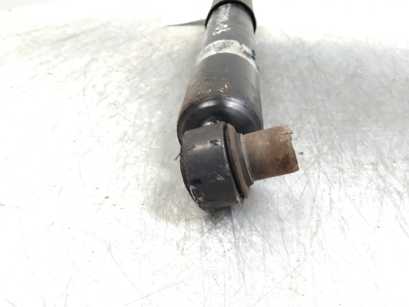 Recambio de amortiguador trasero para renault master ii ph. 2 doka/pr. fgst chasis batalla 3578 mm referencia OEM IAM   