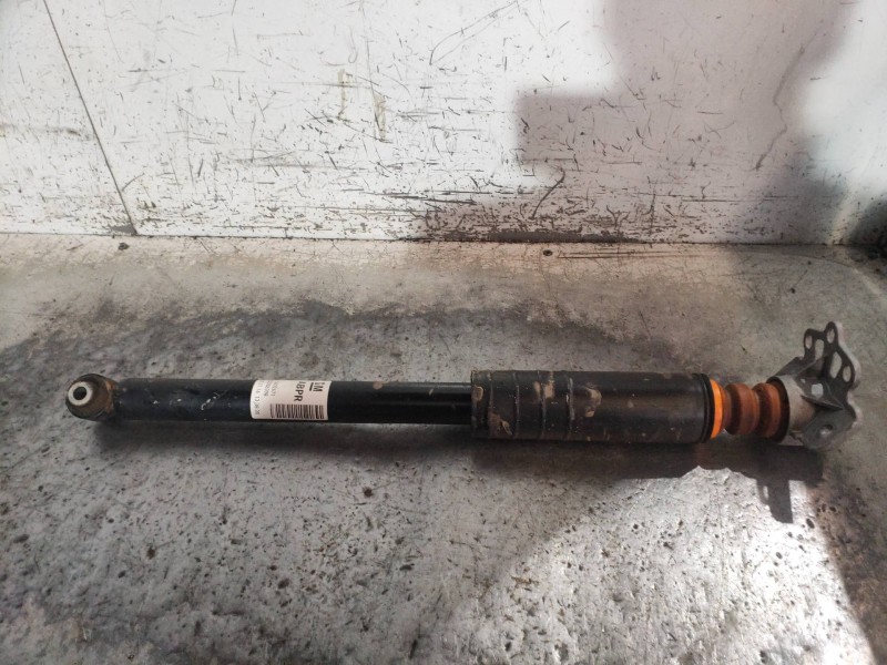 Recambio de amortiguador trasero derecho para opel corsa e color edition referencia OEM IAM 13432672 22286399 