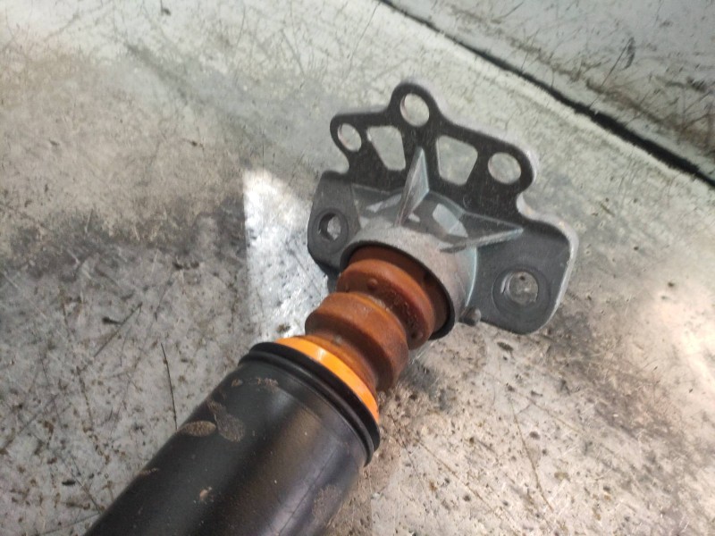 Recambio de amortiguador trasero derecho para opel corsa e color edition referencia OEM IAM 13432672 22286399 