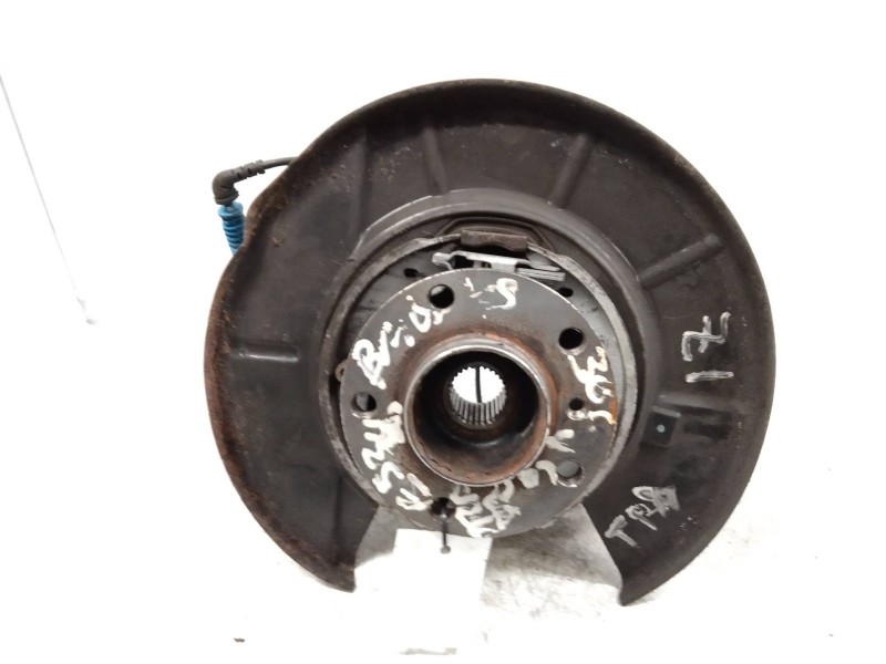 Recambio de mangueta trasera izquierda para bmw x5 (e53) 3.0d referencia OEM IAM   