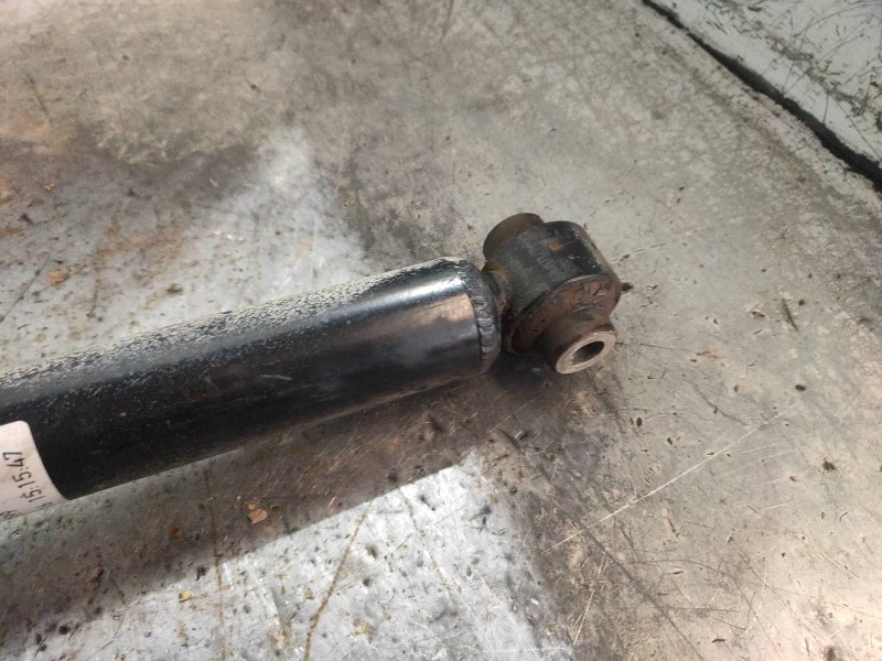 Recambio de amortiguador trasero izquierdo para opel corsa e color edition referencia OEM IAM 13432672 22286399 