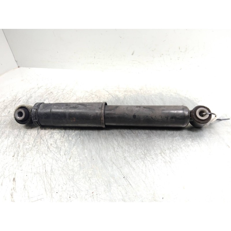 Recambio de amortiguador trasero para renault master pritsche/fgst 2.3 dci diesel cat referencia OEM IAM   