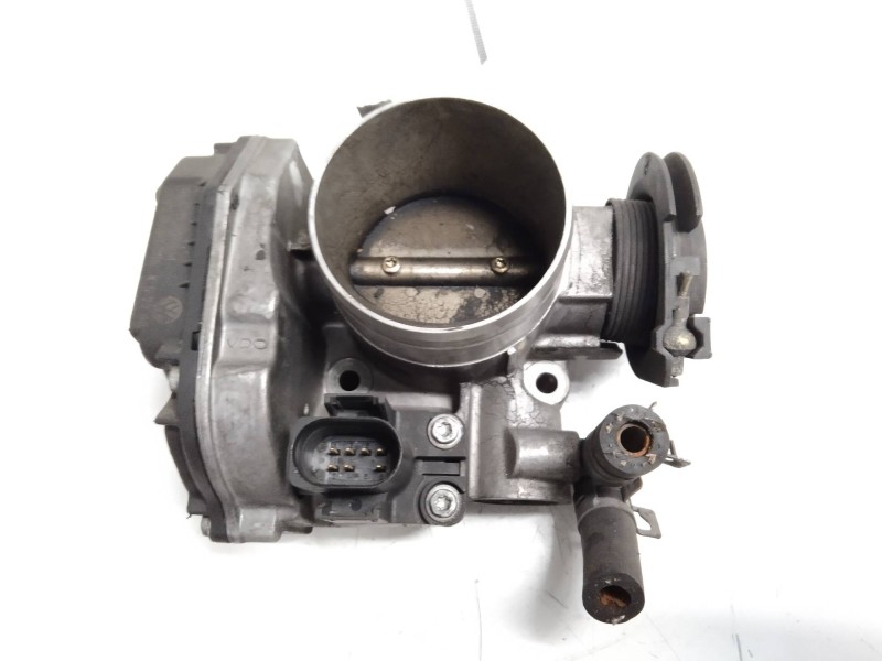 Recambio de caja mariposa para audi a3 (8l) 1.8 ambiente referencia OEM IAM 06A133064M  