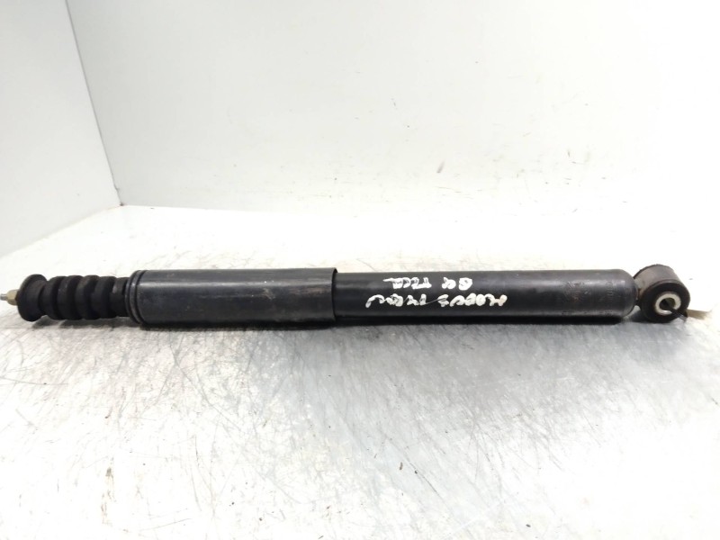 Recambio de amortiguador trasero para renault modus 1.4 16v referencia OEM IAM   