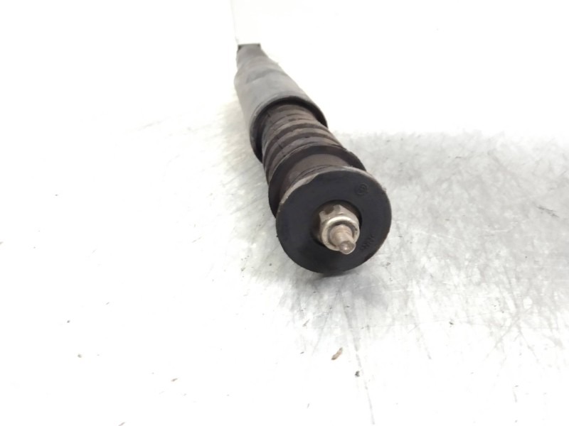 Recambio de amortiguador trasero para renault modus 1.5 dci diesel referencia OEM IAM   