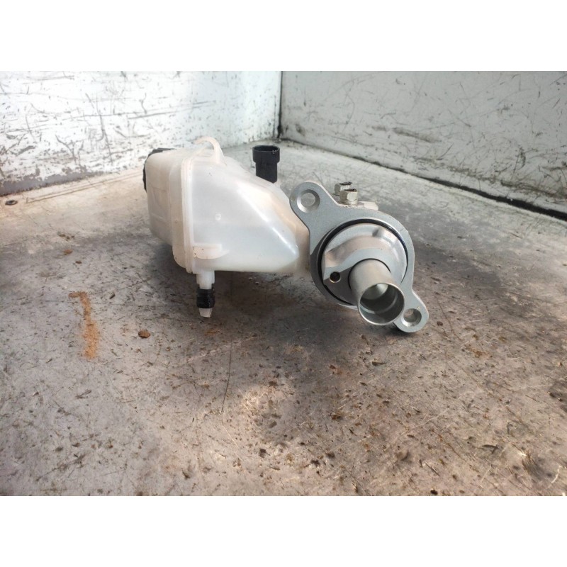 Recambio de bomba freno para opel corsa e color edition referencia OEM IAM 0204Y21766  