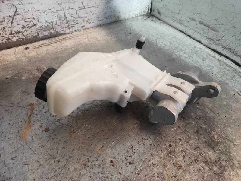 Recambio de bomba freno para opel corsa e color edition referencia OEM IAM 0204Y21766  