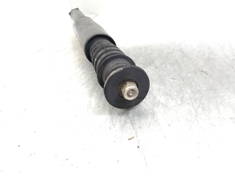 Recambio de amortiguador trasero para renault modus pack authentique referencia OEM IAM   
