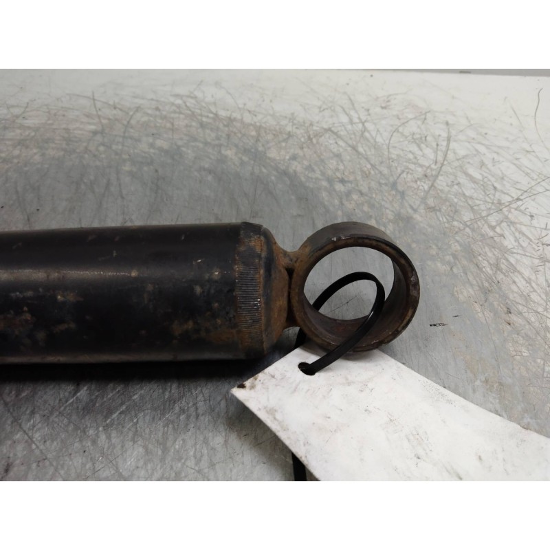 Recambio de amortiguador trasero para renault master desde ´98 2.5 diesel referencia OEM IAM   
