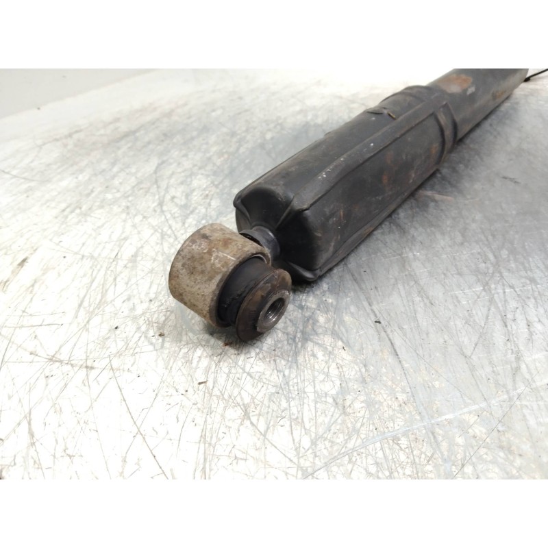 Recambio de amortiguador trasero para renault master desde ´98 2.5 diesel referencia OEM IAM   