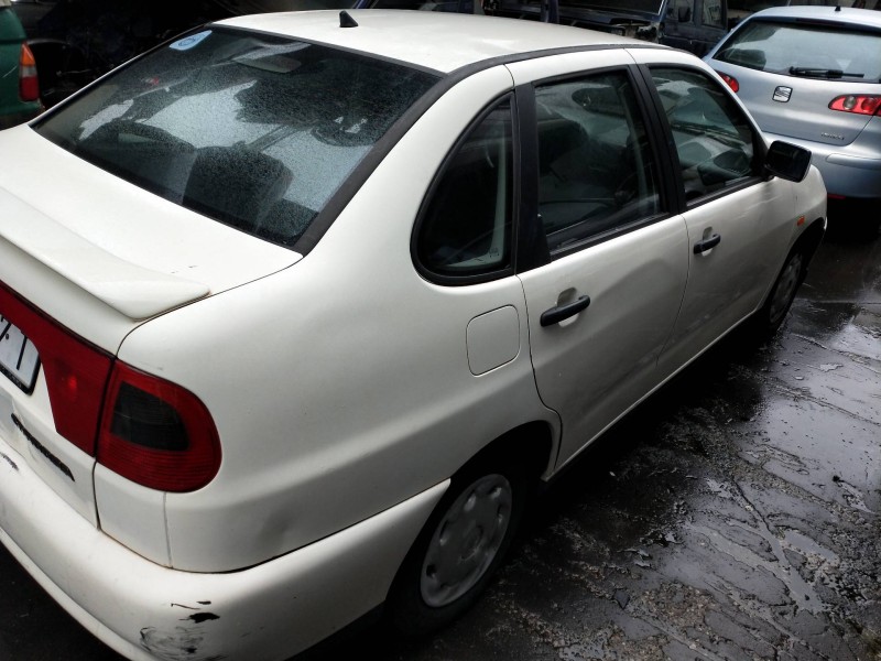 seat cordoba berlina (6k2) del año 1998