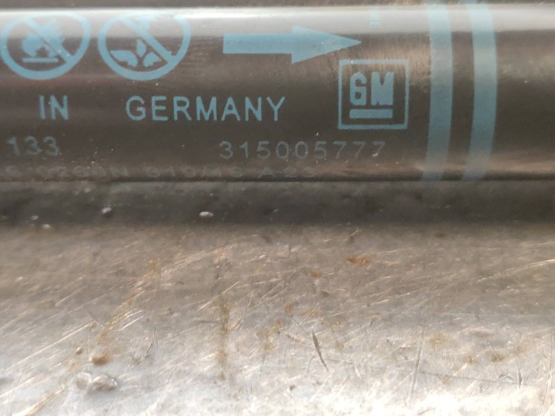 Recambio de amortiguadores maletero / porton para opel corsa e color edition referencia OEM IAM 315005777  260N