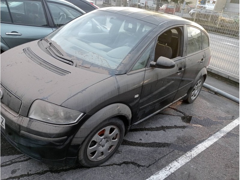 audi a2 (8z) del año 2001