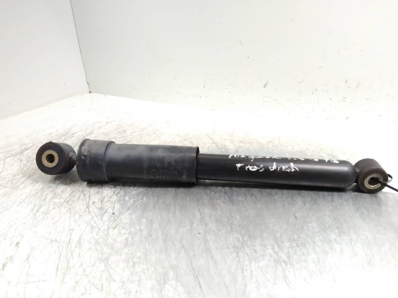 Recambio de amortiguador trasero para renault megane i classic (la0) 1.6e alize referencia OEM IAM   