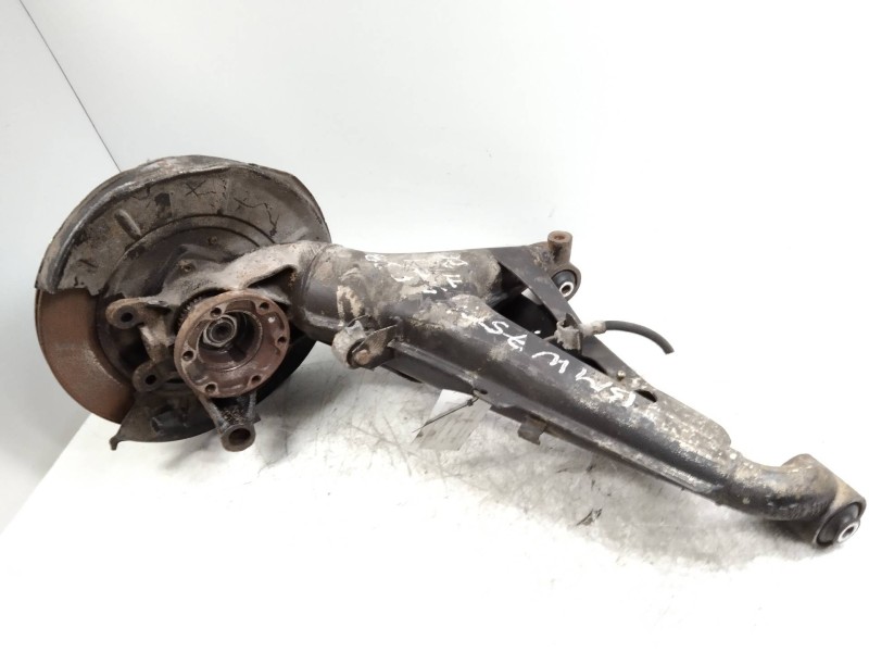 Recambio de mangueta trasera derecha para bmw serie 7 (e32) 5.0 v12 cat referencia OEM IAM   