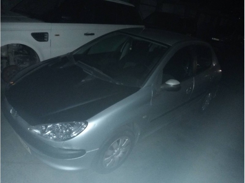peugeot 206 berlina del año 2004