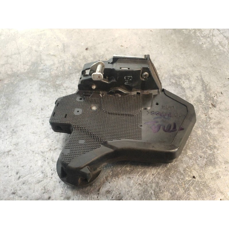 Recambio de motor cierre centralizado trasero derecho para toyota corolla verso (r1) 2.2 d-4d luna referencia OEM IAM   