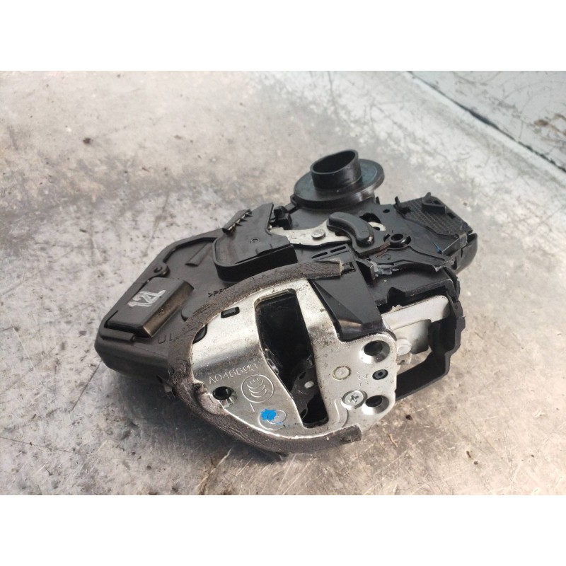 Recambio de motor cierre centralizado trasero izquierdo para toyota corolla verso (r1) 2.2 d-4d luna referencia OEM IAM   