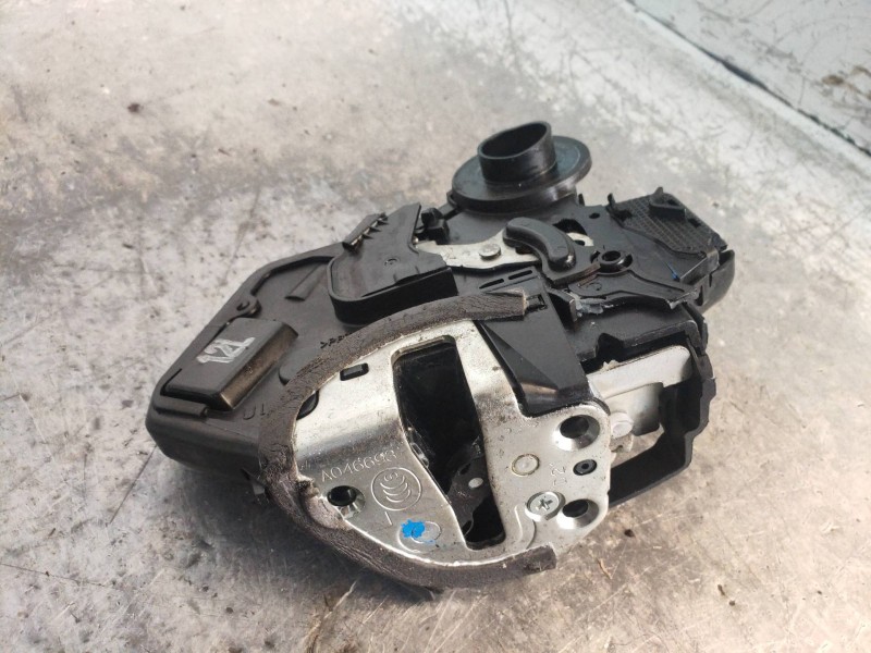 Recambio de motor cierre centralizado trasero izquierdo para toyota corolla verso (r1) 2.2 d-4d luna referencia OEM IAM   